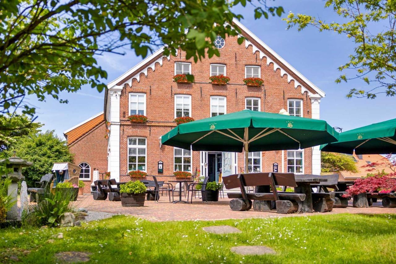 Hotel Landhaus Steinfeld Greetsiel Buitenkant foto