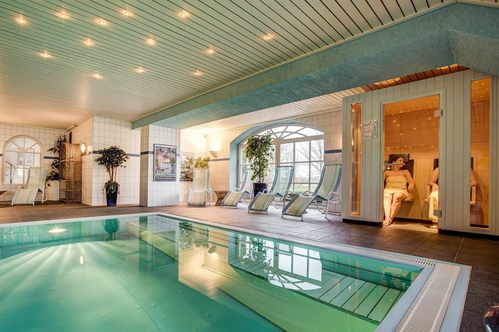 Hotel Landhaus Steinfeld Greetsiel Buitenkant foto