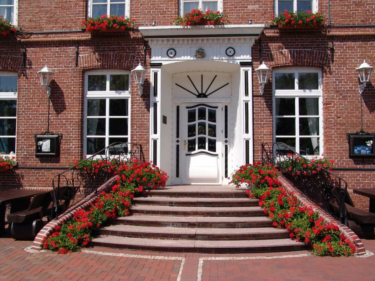 Hotel Landhaus Steinfeld Greetsiel Buitenkant foto